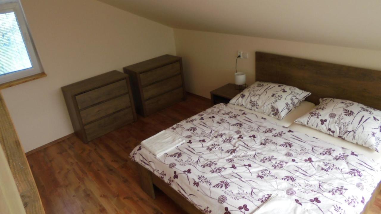 Apartman Aya Janov nad Nisou Eksteriør bilde