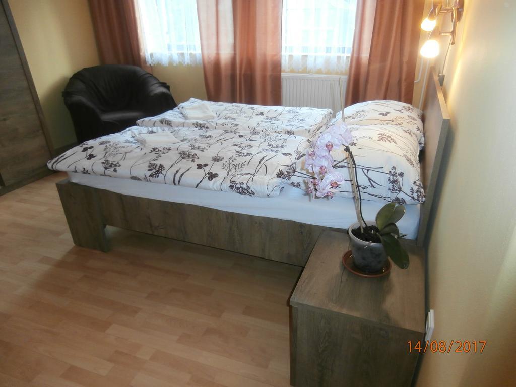 Apartman Aya Janov nad Nisou Eksteriør bilde